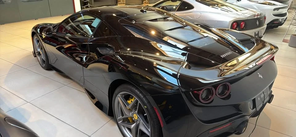 2022 Ferrari F8 Tributo - Image 4 of 4