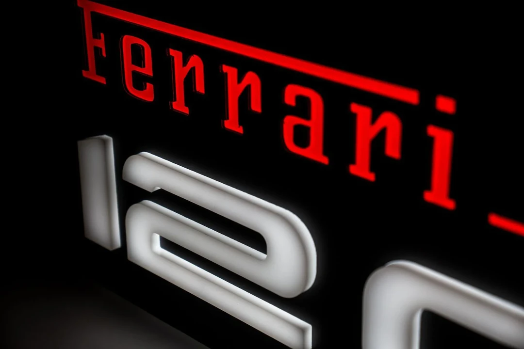 Ferrari 12Cilindri - Image 10 of 19