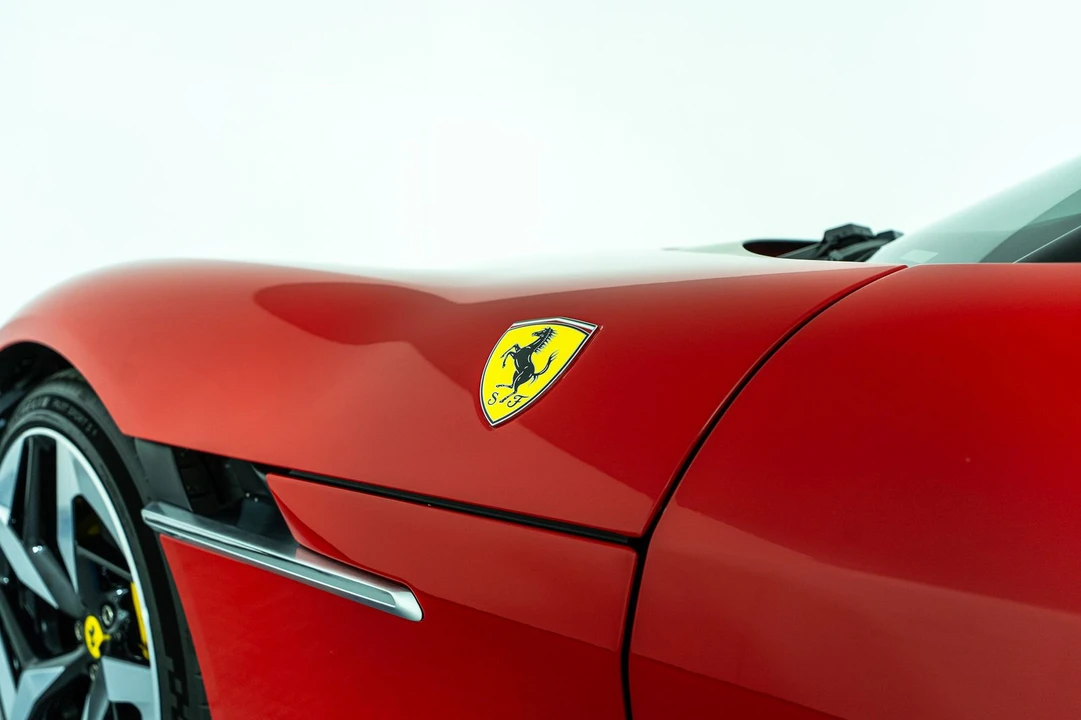 2025 Ferrari 12Cilindri - Image 15 of 31