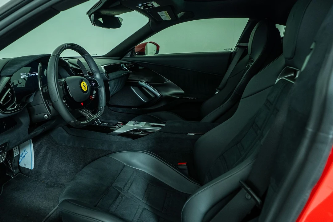 2025 Ferrari 12Cilindri - Image 29 of 31