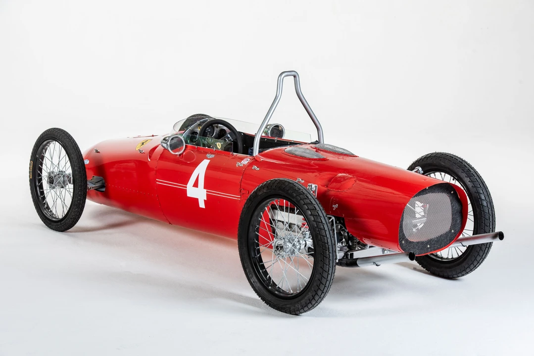Ferrari Replica - Image 2 of 10