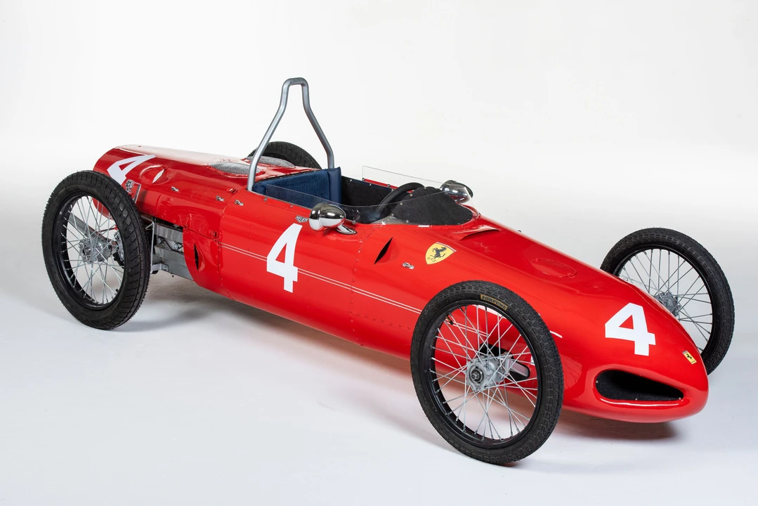 Ferrari Replica - Image 4 of 10