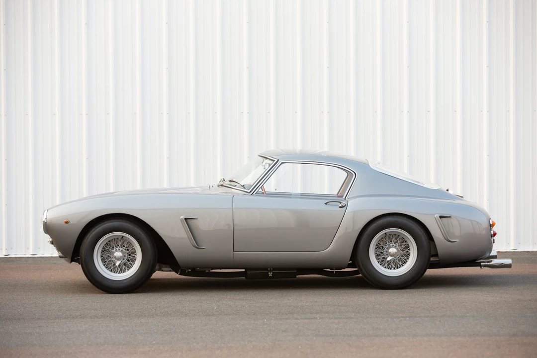 Ferrari Replica - Image 7 of 31
