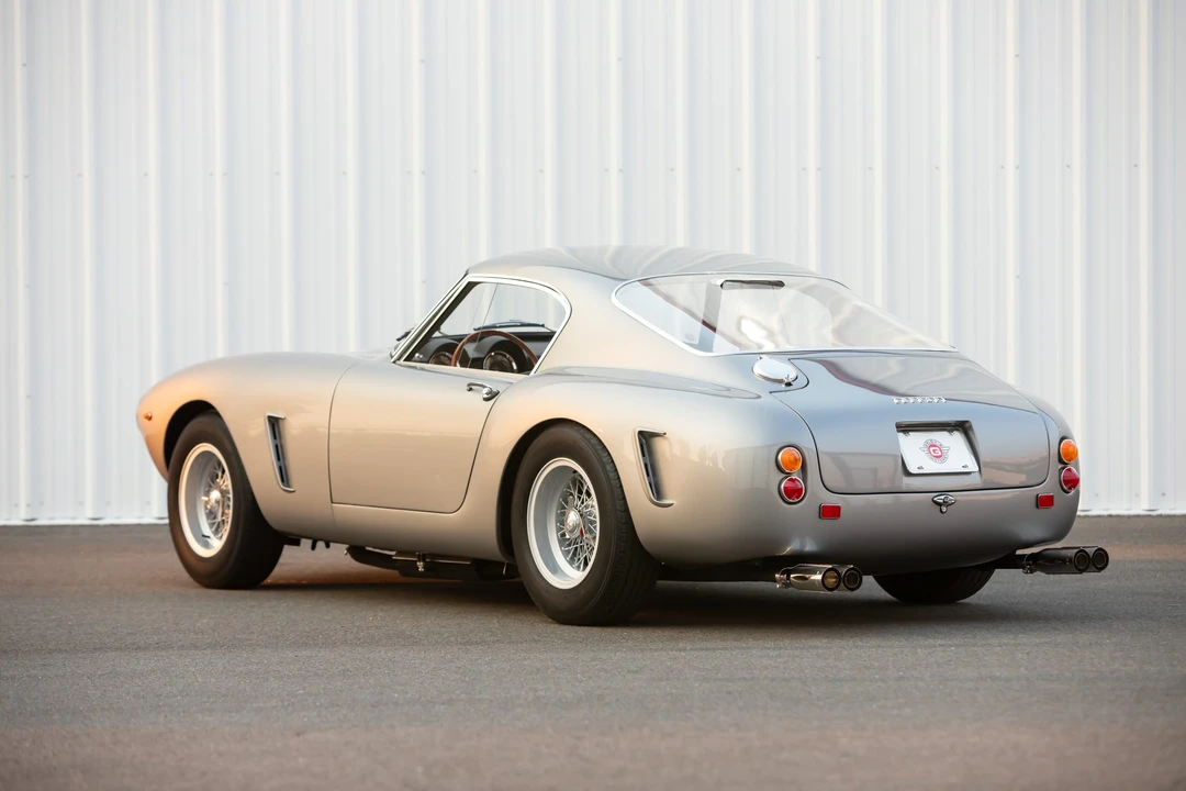 Ferrari Replica - Image 8 of 31