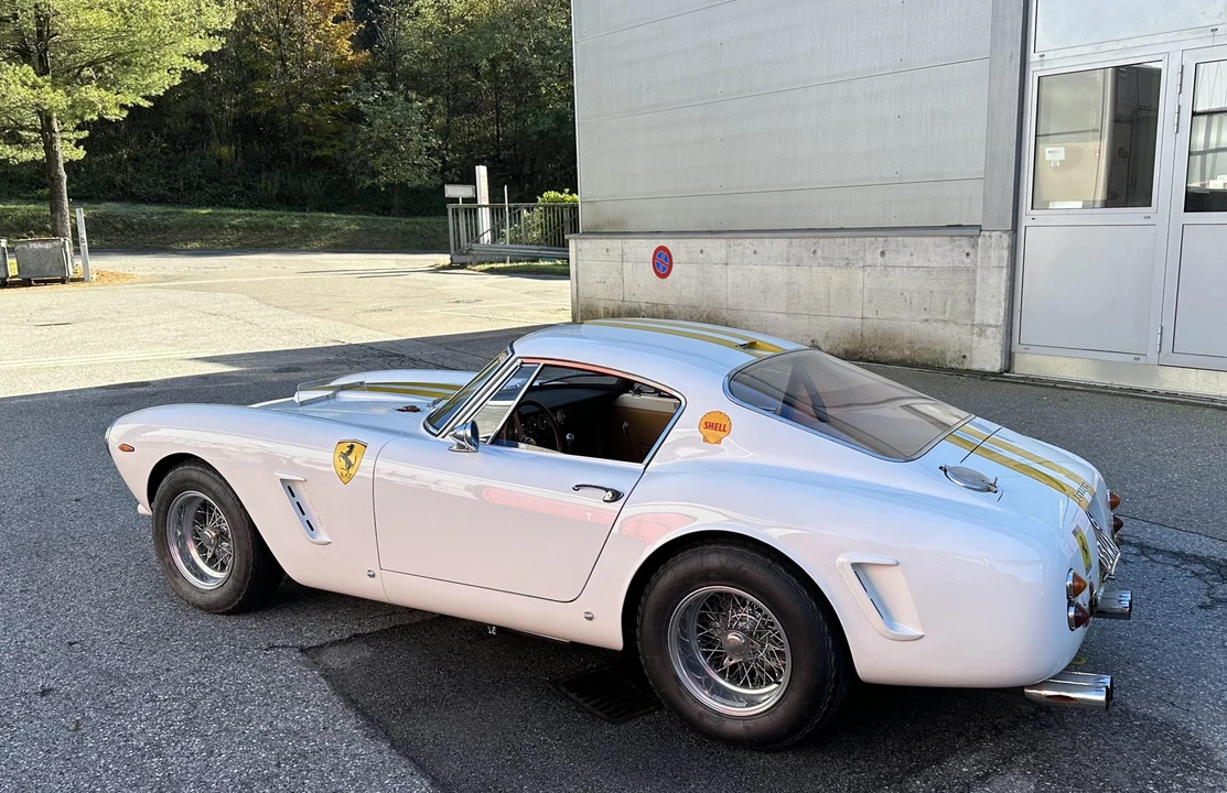 Ferrari Replica - Image 22 of 31