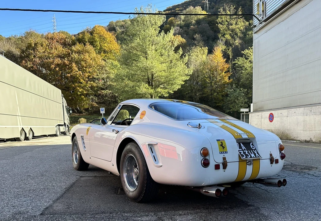 Ferrari Replica - Image 26 of 31