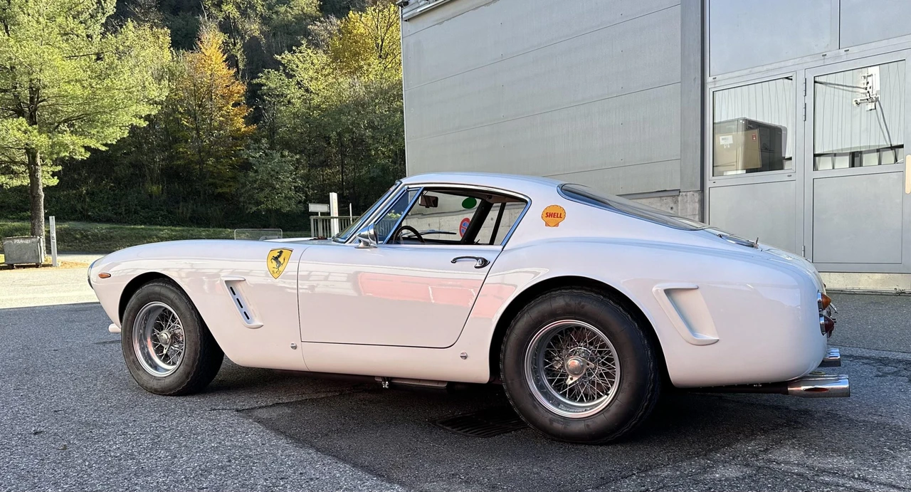 Ferrari Replica - Image 20 of 31