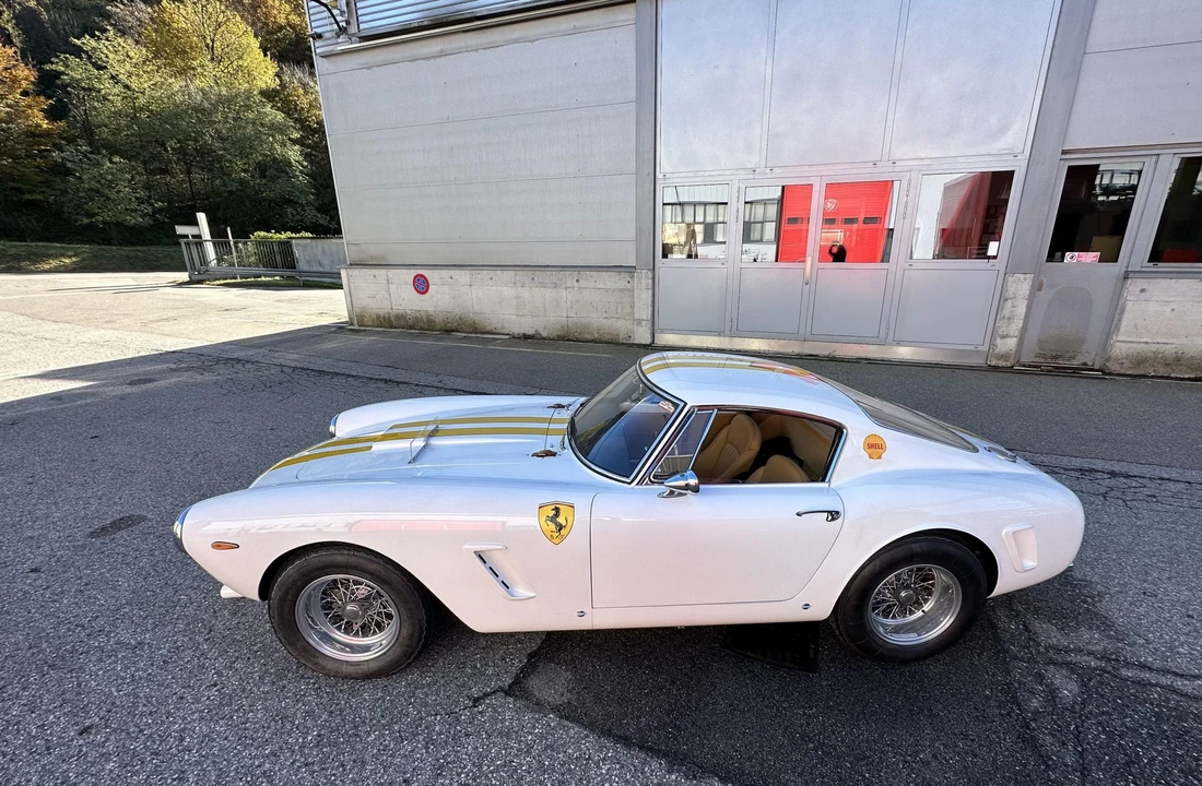 Ferrari Replica - Image 19 of 31