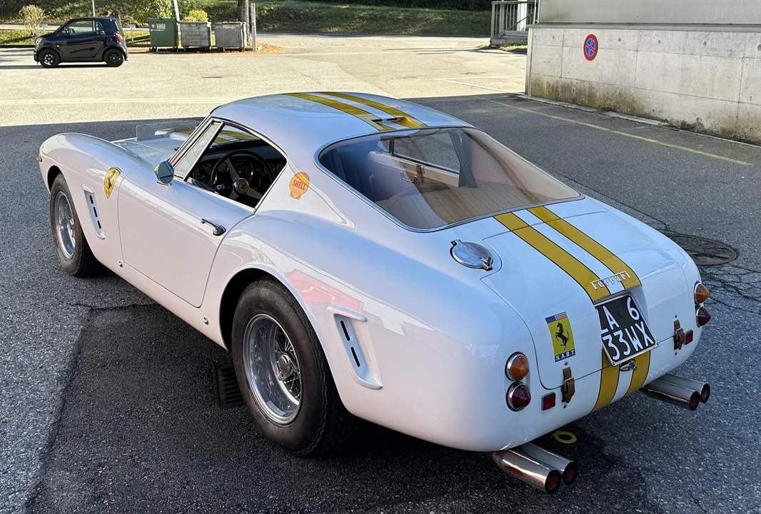 Ferrari Replica - Image 27 of 31