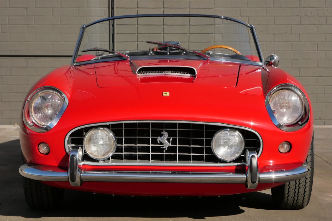 Ferrari Replica - Image 2 of 31