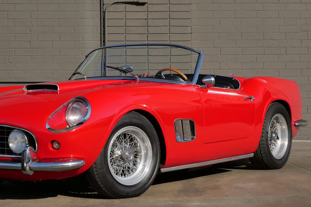Ferrari Replica - Image 14 of 31