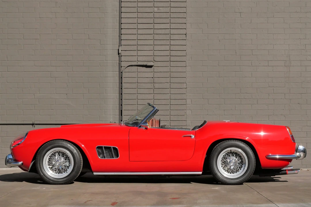 Ferrari Replica - Image 8 of 31