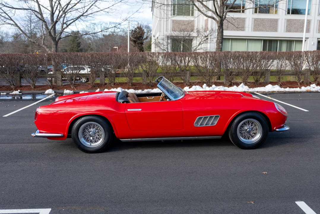 Ferrari Replica - Image 24 of 31