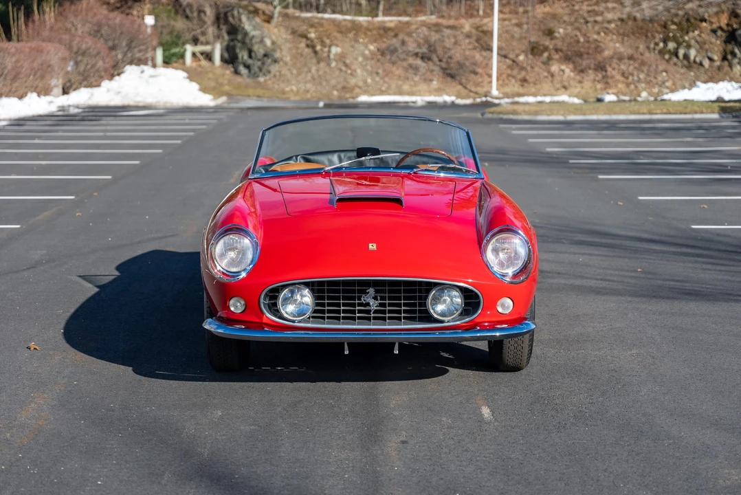 Ferrari Replica - Image 6 of 31