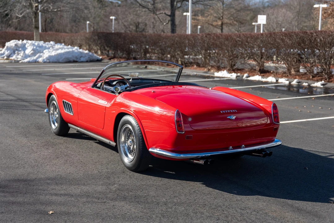 Ferrari Replica - Image 15 of 31