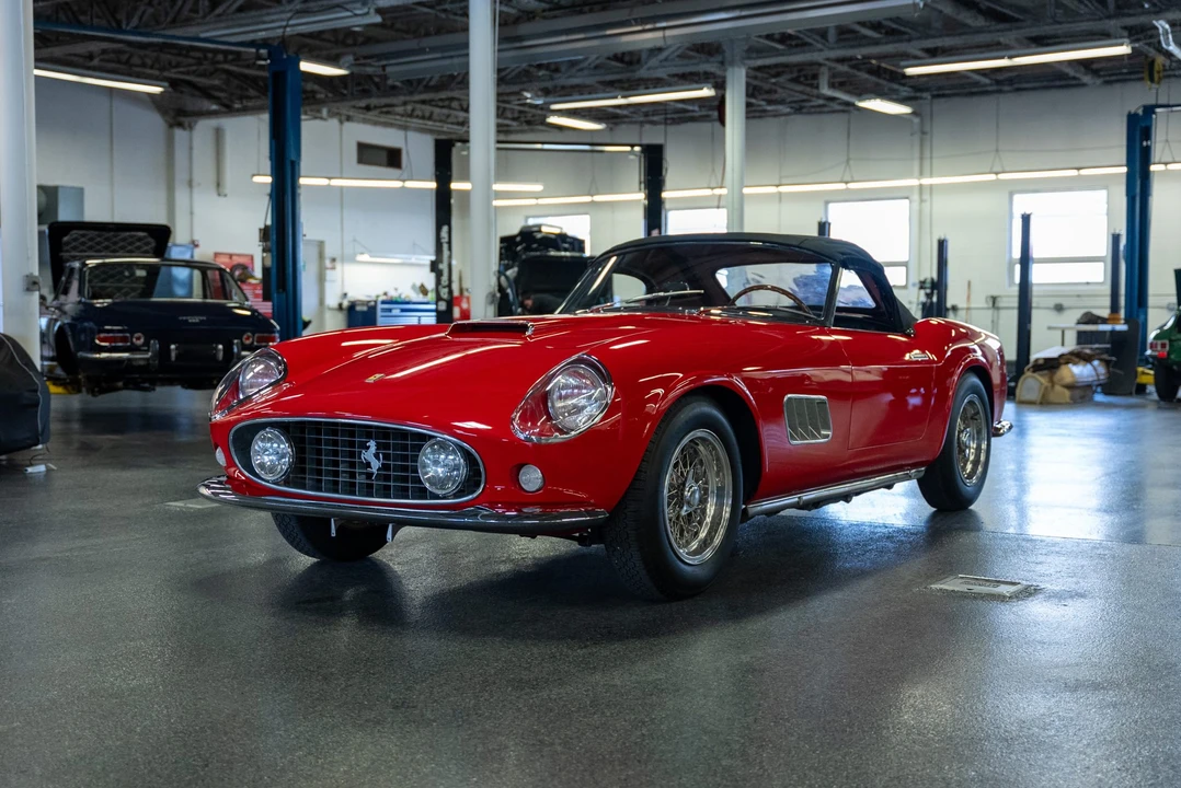 Ferrari Replica - Image 30 of 31