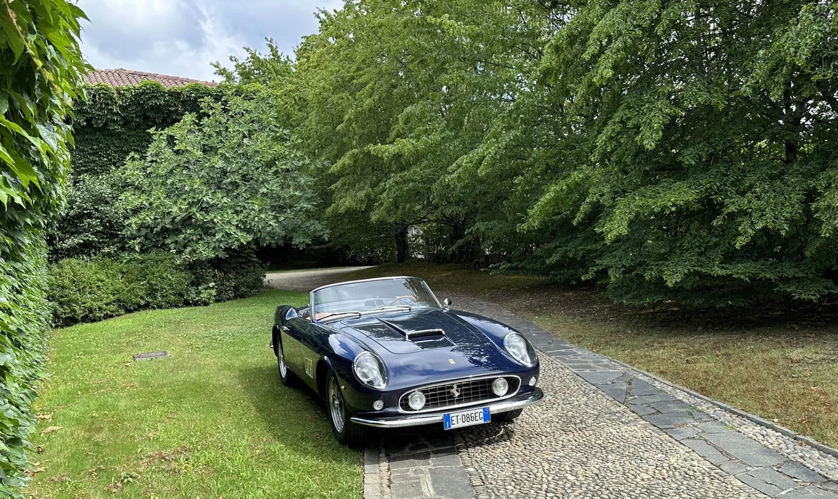 Ferrari Replica - Image 27 of 31