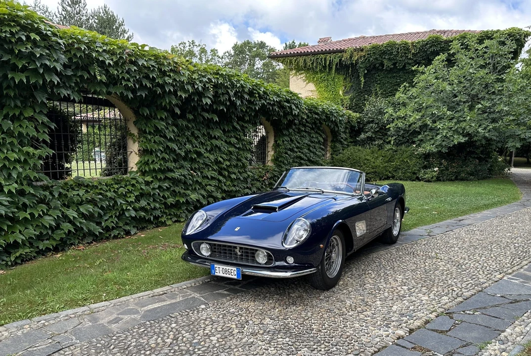 Ferrari Replica - Image 8 of 31