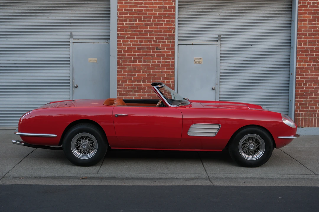 Ferrari 365 GT 2+2 - Image 13 of 31