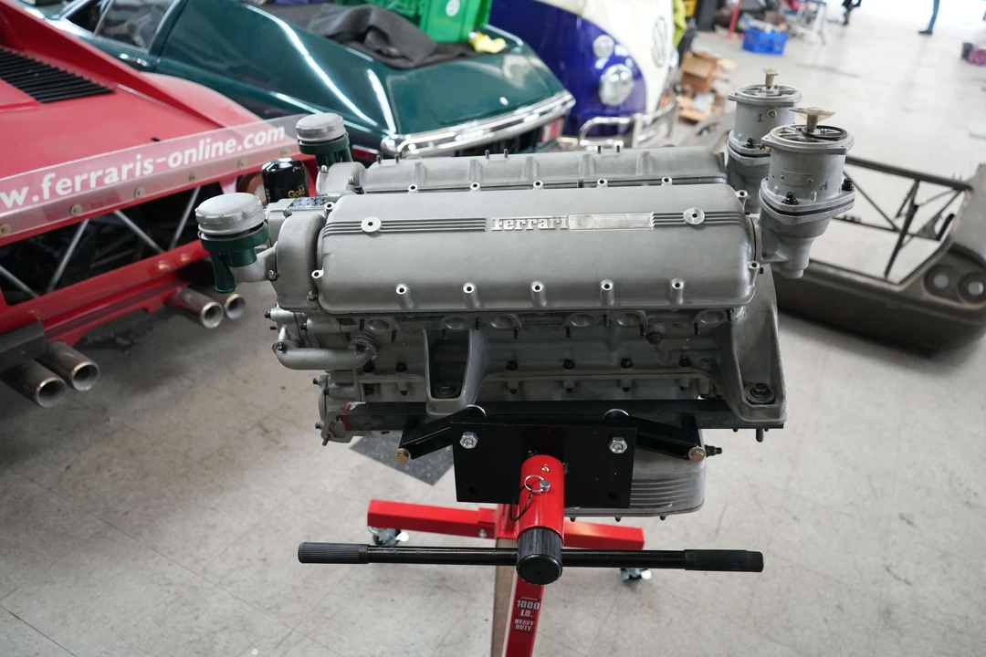 Parts & Memorabilia Engines - Image 2 of 31