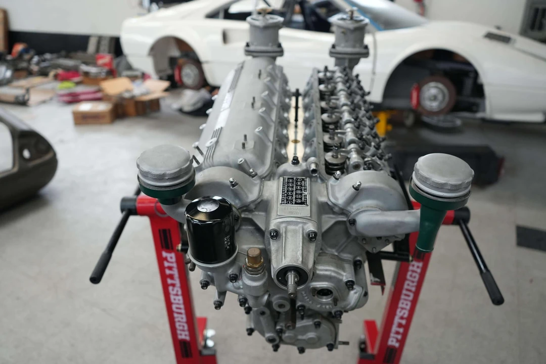 Parts & Memorabilia Engines - Image 29 of 31