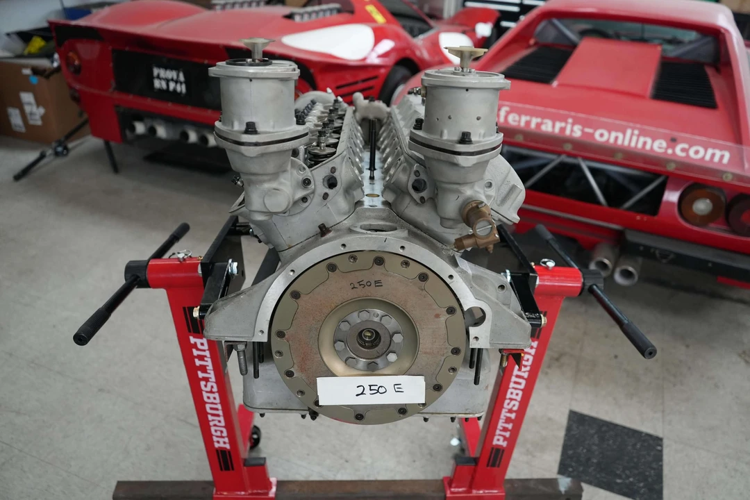 Parts & Memorabilia Engines - Image 11 of 31