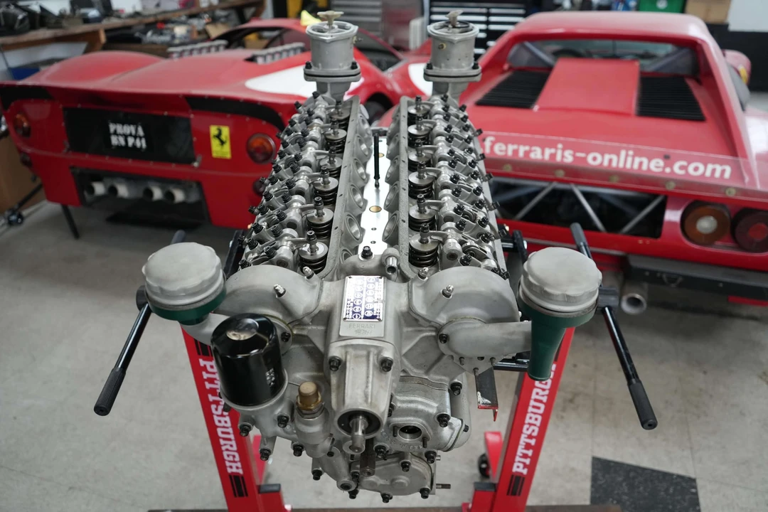 Parts & Memorabilia Engines - Image 17 of 31