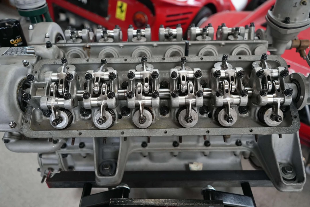 Parts & Memorabilia Engines - Image 22 of 31