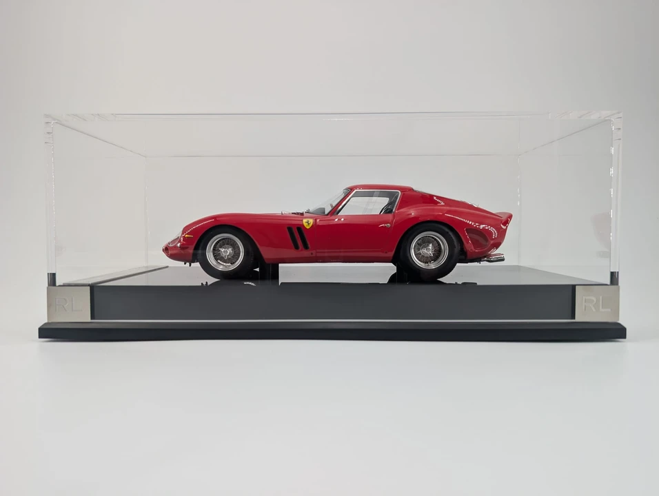 Parts & Memorabilia Scale Models - Image 3 of 31