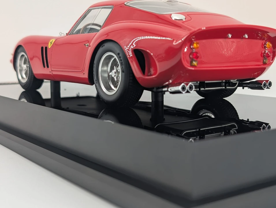 Parts & Memorabilia Scale Models - Image 24 of 31