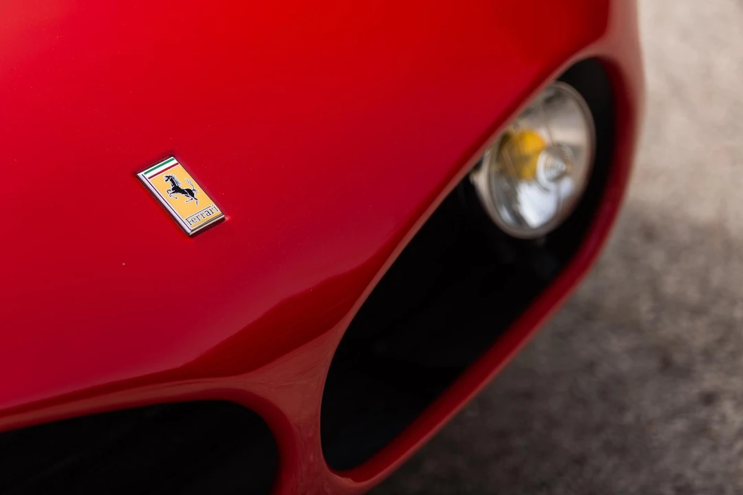Ferrari 330 GT 2+2 - Image 29 of 31