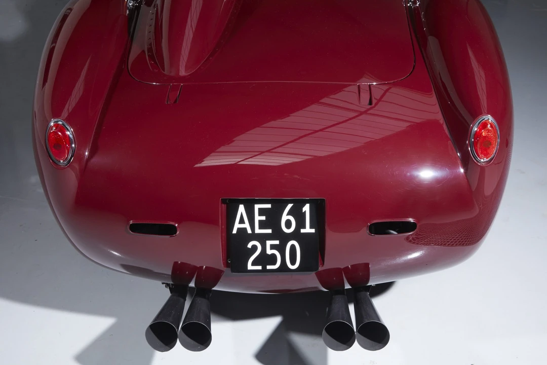 Ferrari Replica - Image 23 of 31