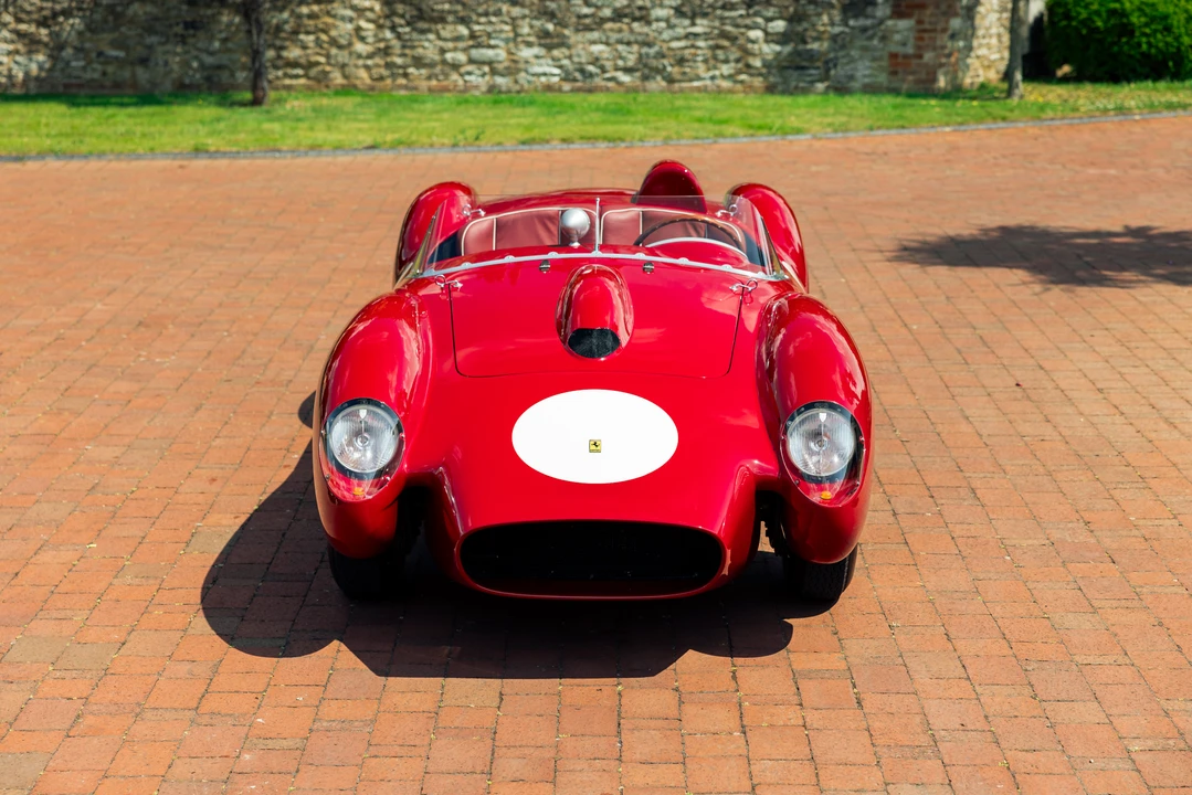 Ferrari Replica - Image 7 of 31