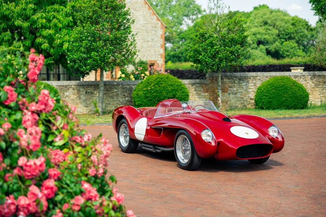 Ferrari Replica - Image 6 of 31