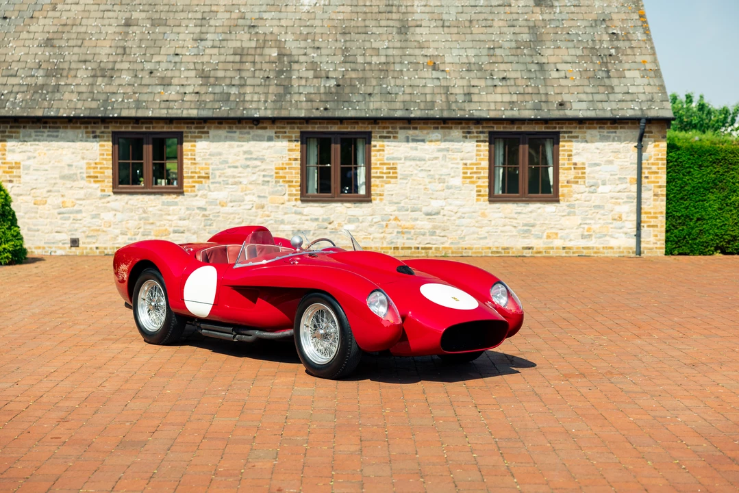 Ferrari Replica - Image 3 of 31