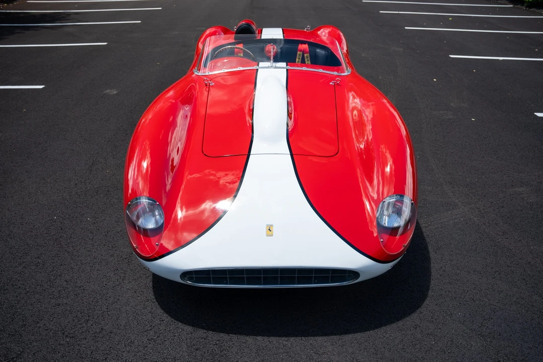 Ferrari Replica - Image 5 of 31