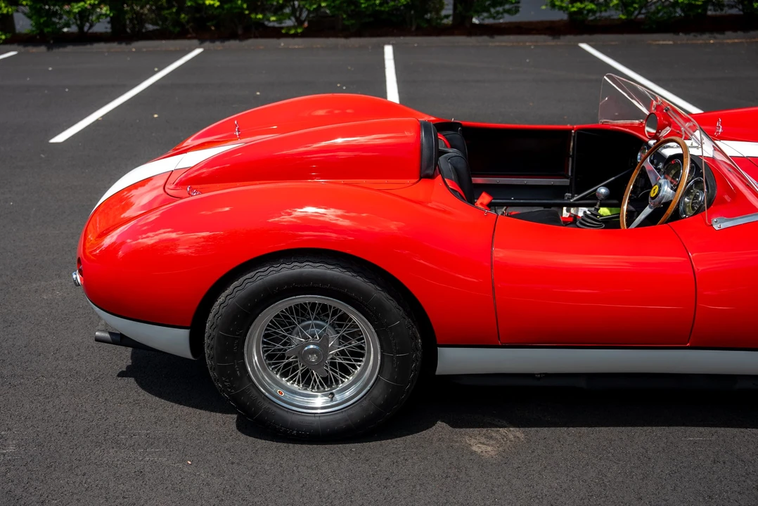 Ferrari Replica - Image 25 of 31