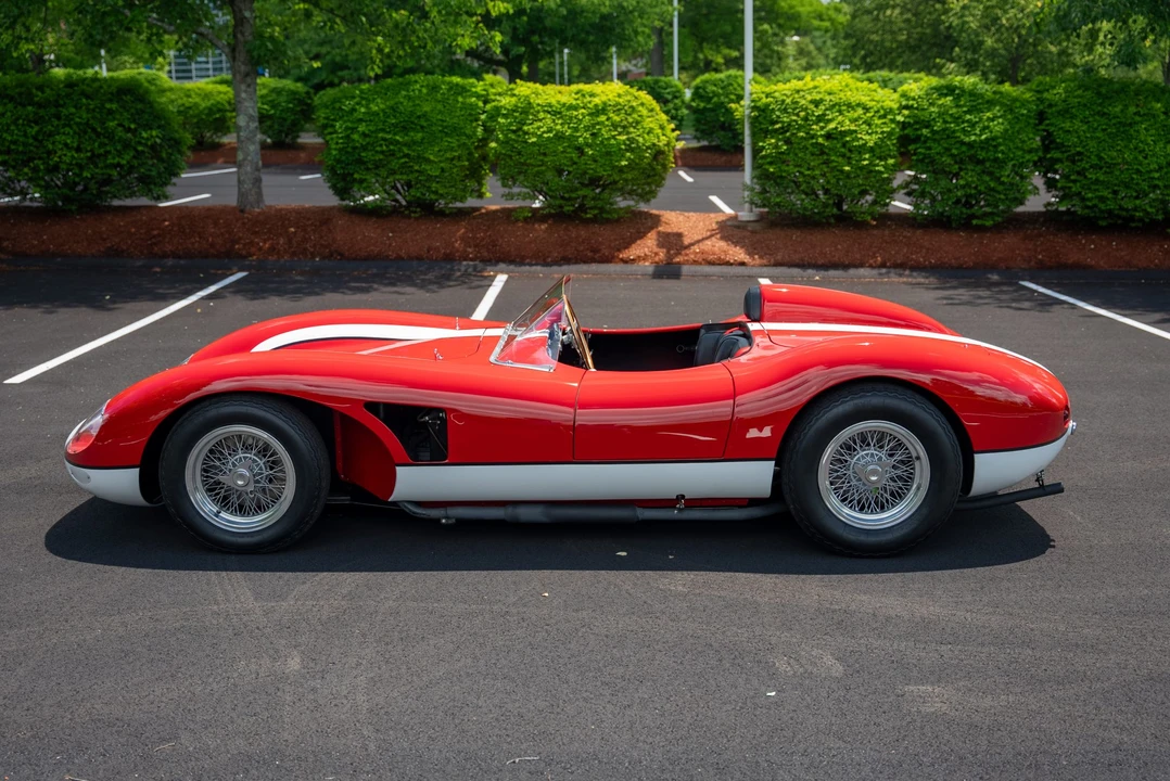 Ferrari Replica - Image 23 of 31