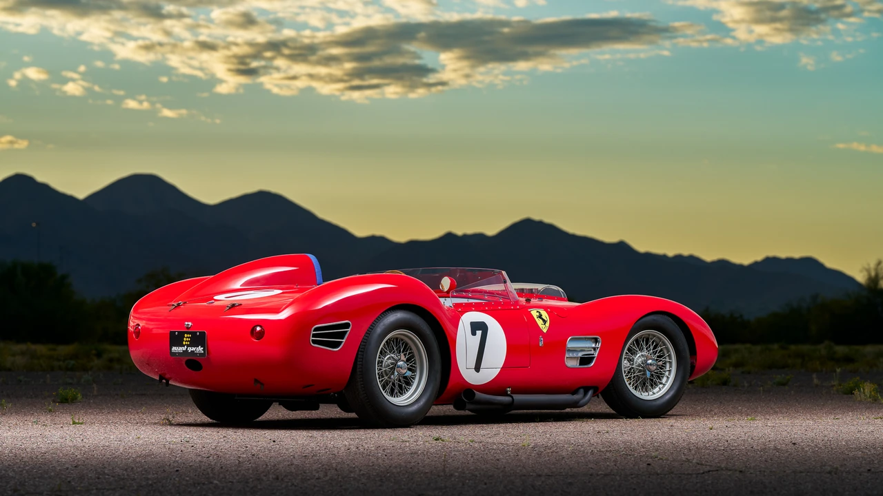 Ferrari Replica - Image 22 of 31