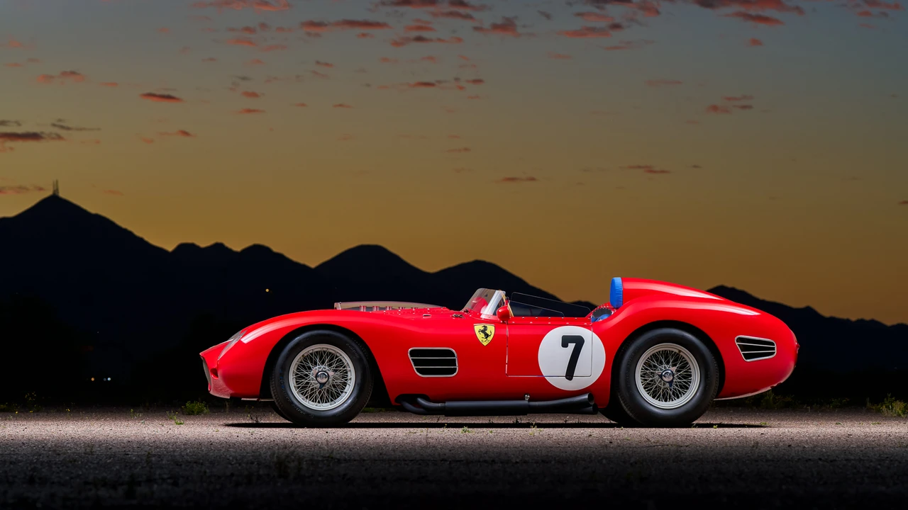 Ferrari Replica - Image 16 of 31