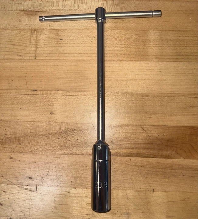 Parts & Memorabilia Tools - Image 16 of 19