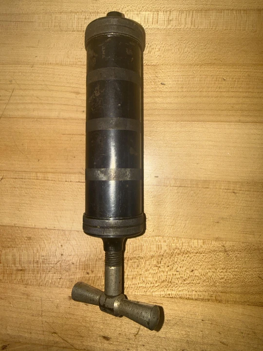 Parts & Memorabilia Tools - Image 11 of 19