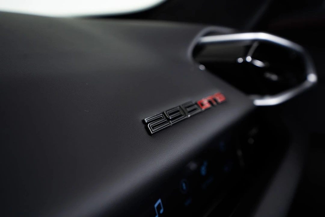 2025 Ferrari 296 GTS - Image 26 of 31