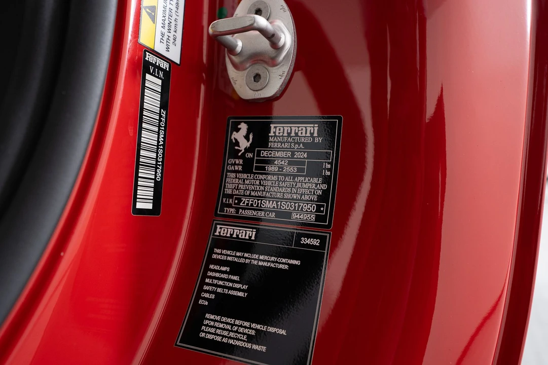 2025 Ferrari 296 GTS - Image 19 of 31