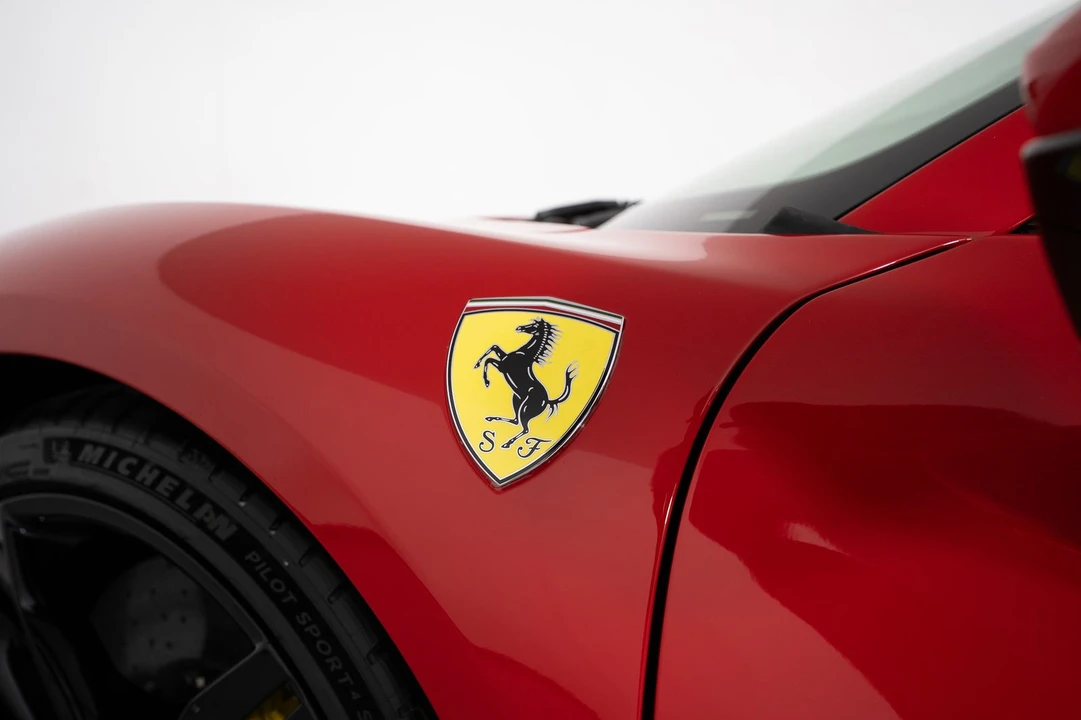 2025 Ferrari 296 GTS - Image 10 of 31