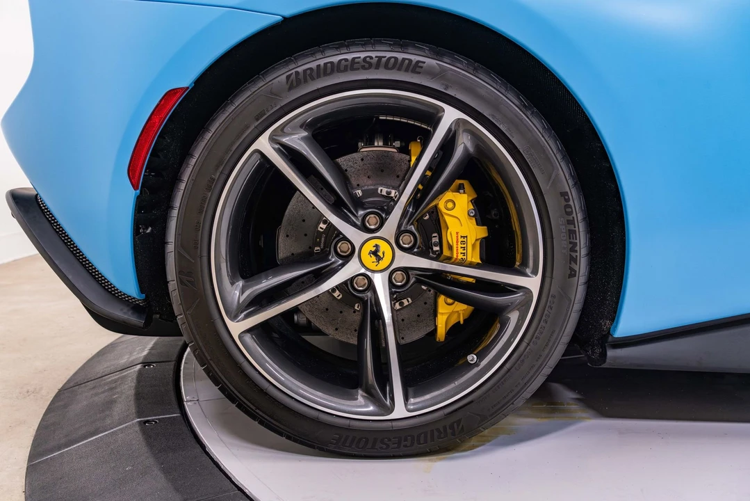 2025 Ferrari 296 GTS - Image 15 of 31