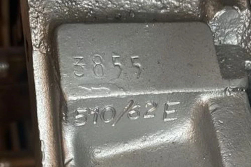 Parts & Memorabilia Engines - Image 6 of 8