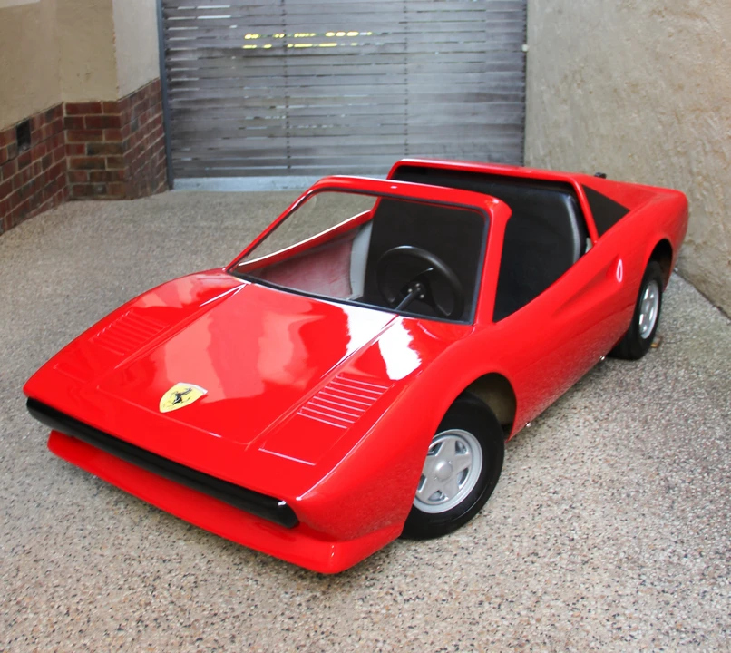 Ferrari Replica - Image 9 of 31