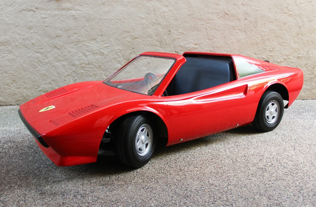 Ferrari Replica - Image 12 of 31