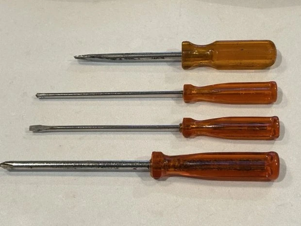 Parts & Memorabilia Tools - Image 4 of 10